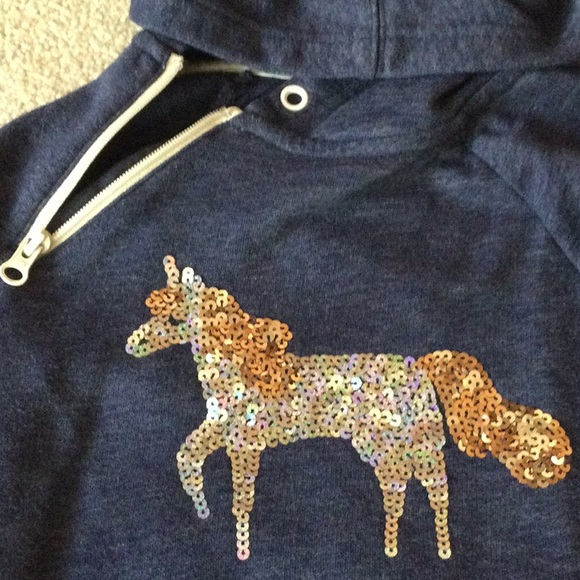 🌿❤️LAST CHANCE ❤️Girl’s Unicorn Sweatshirt 🌿 - Picture 6 of 7